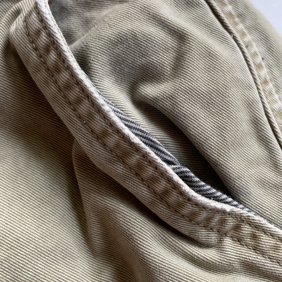 Abercrombie & Fitch Men’s Flat Front Shorts Sz 28 - Picture 11 of 12